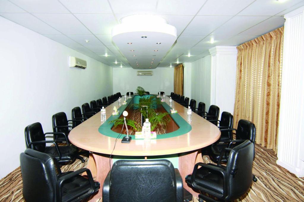 อะเมซอน ลิลลี เรสซิเดนซ์ Hotel ธากา ภายนอก รูปภาพ