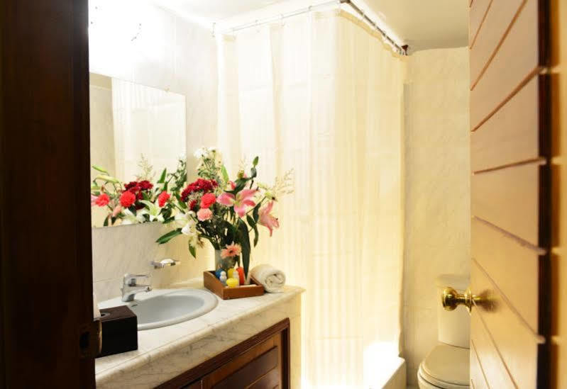 อะเมซอน ลิลลี เรสซิเดนซ์ Hotel ธากา ภายนอก รูปภาพ