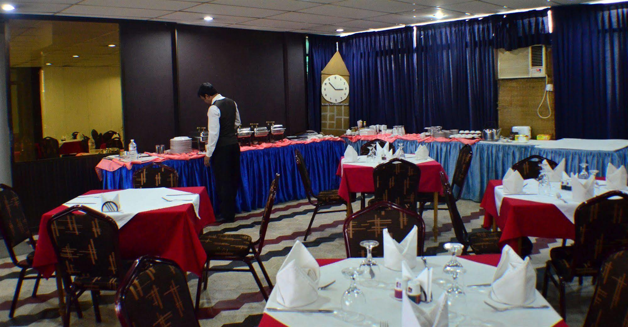 อะเมซอน ลิลลี เรสซิเดนซ์ Hotel ธากา ภายนอก รูปภาพ
